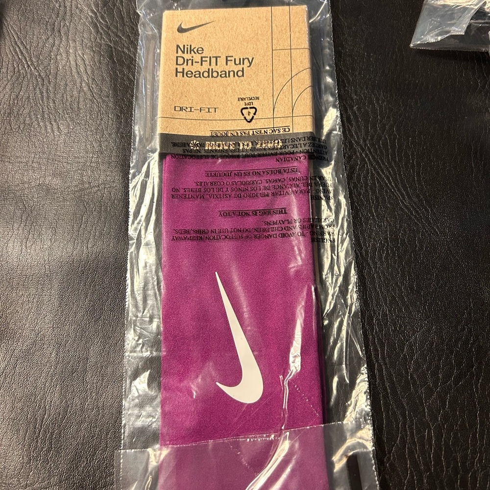 Nike headbands bundled! Brand new